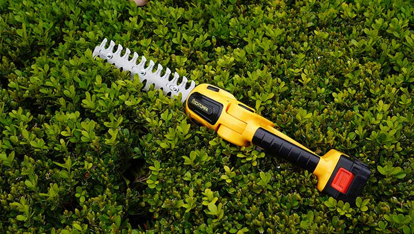 What Are The Advantages Of Hedge Trimmer